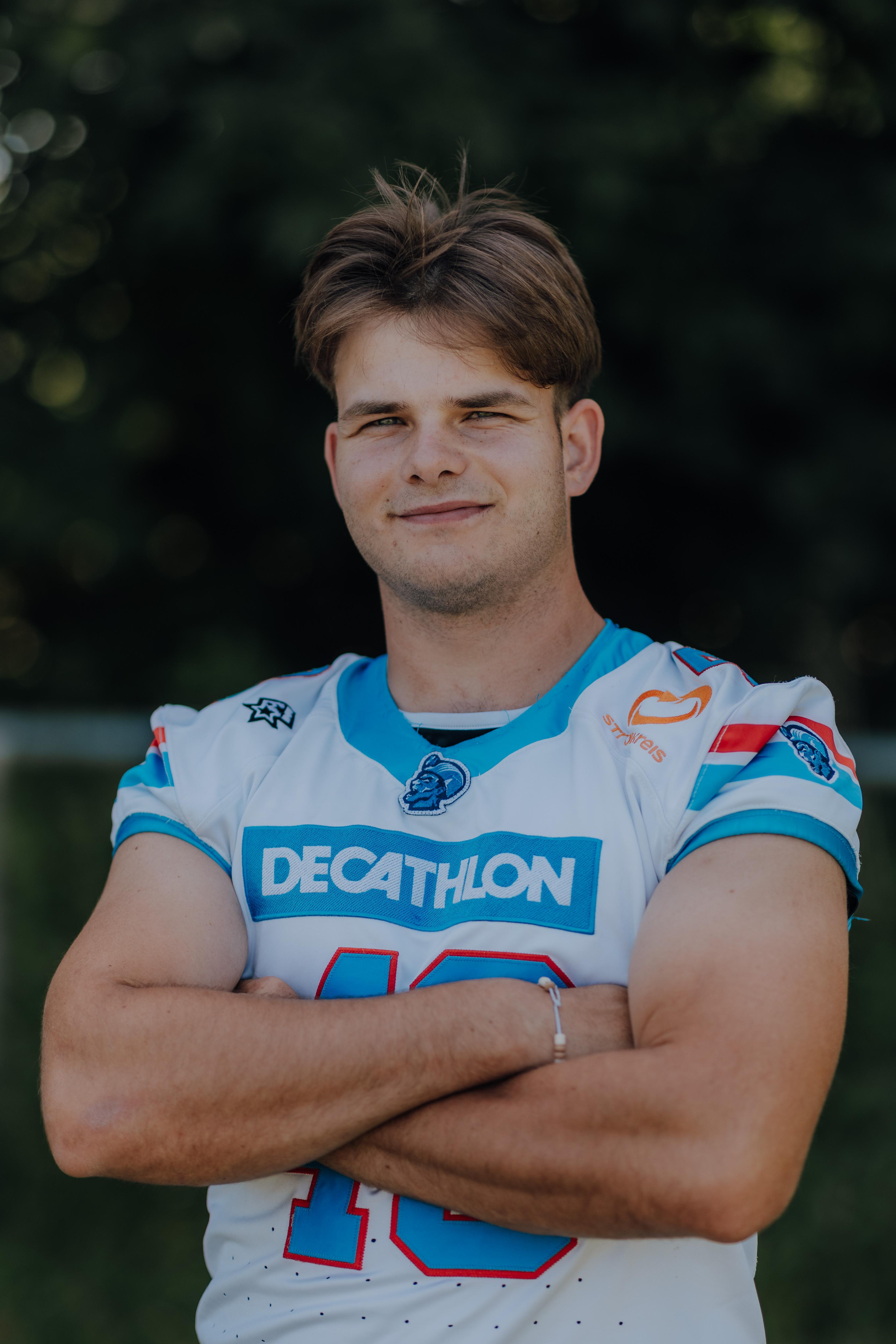 #48 Colin Ehmann